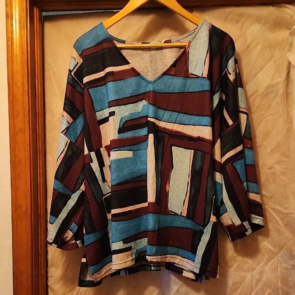 Suzanne Betro Geometric V-Neck Blouse in Blue and Brown